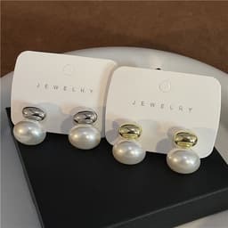 image-French Retro Oval Pearl Earrings