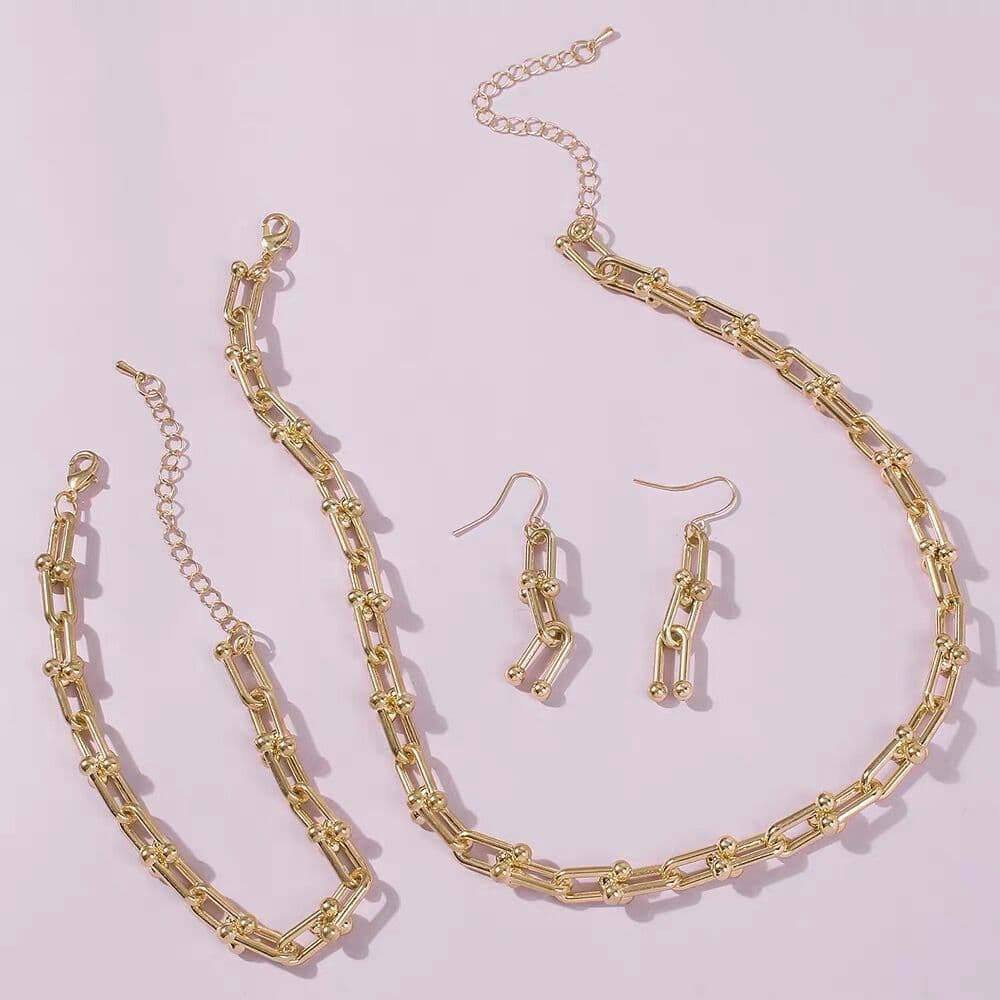 image-U-Shaped Buckle Necklace Collarbone Chain