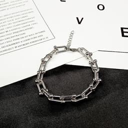 image-U-Shaped Buckle Necklace Collarbone Chain