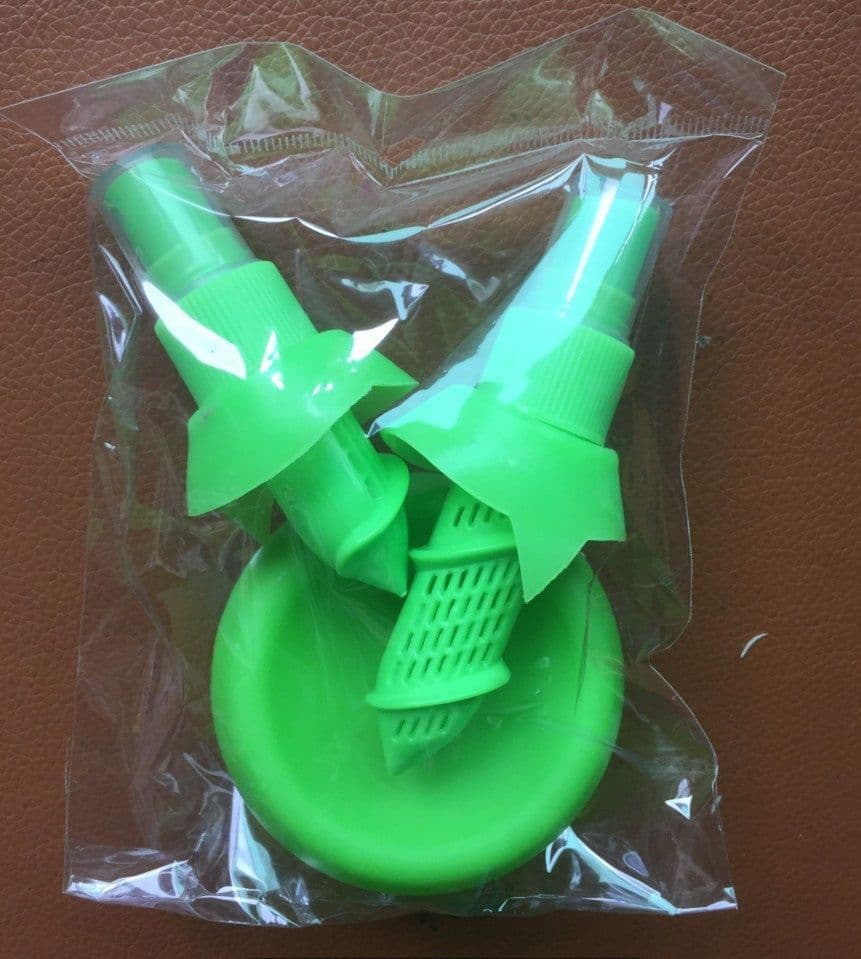image-Self-Produced Manual Fruit Juice Sprayer