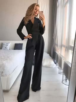 image-Women's Polyester Jumpsuit Solid Color Long-Sleeve