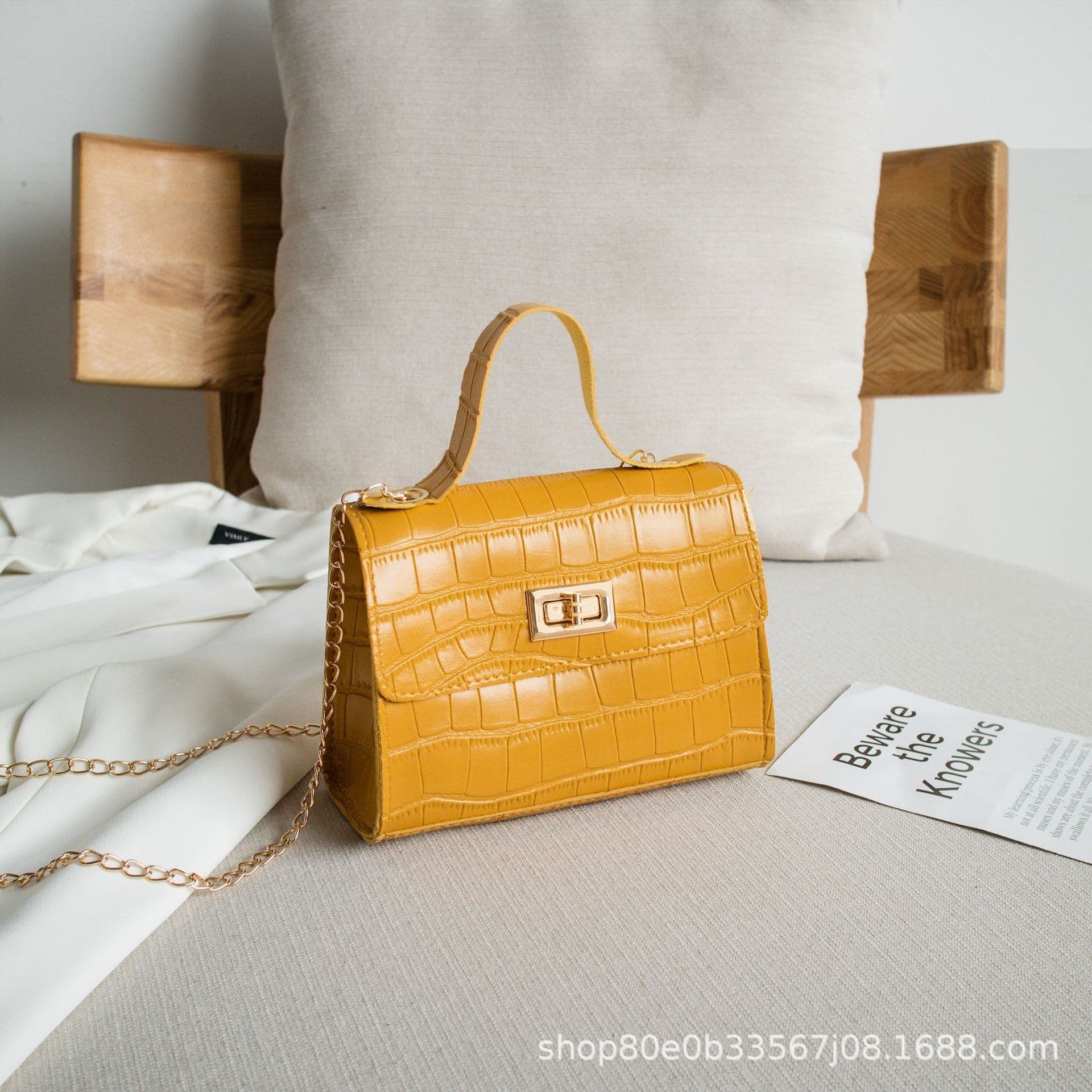 image-Crocodile Pattern PU Small Square Handbag Brown