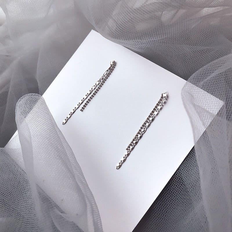 image-Li Zhiend Luna Hotel IU Earrings