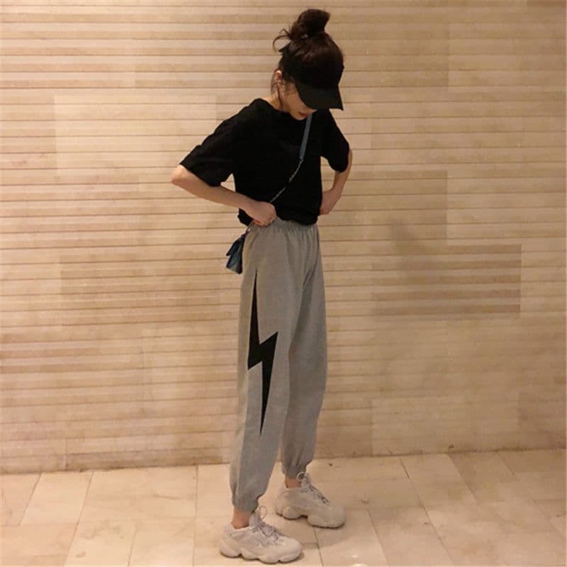 image-Autumn Loose Harem Pants Women's Casual Cropped Pants