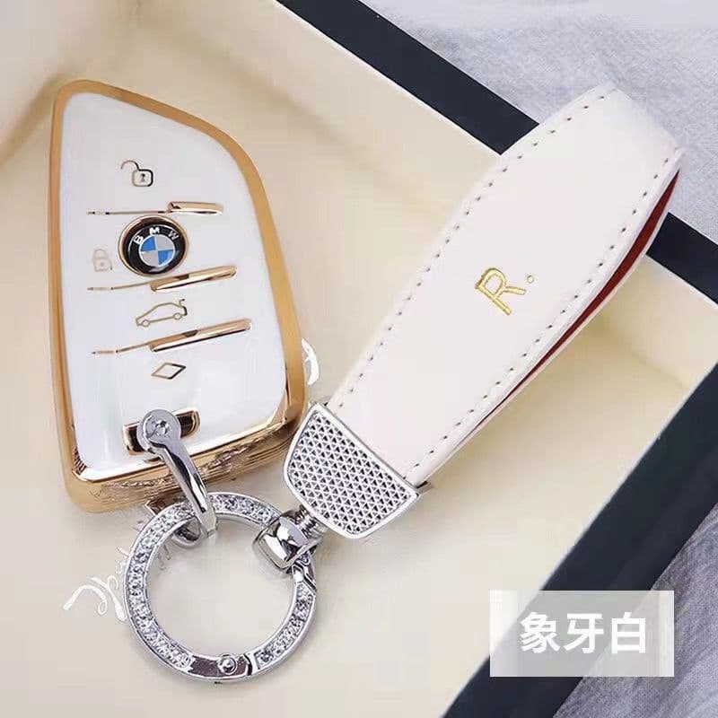 image-Woody Korean Key Chain Bracelet, Gold Buckle