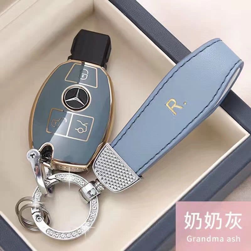 image-Woody Korean Key Chain Bracelet, Gold Buckle