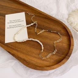 image-Light Luxury Freshwater Pearl Collarbone Chain Necklace