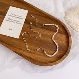 image-Light Luxury Freshwater Pearl Collarbone Chain Necklace