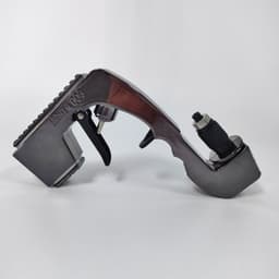 image-Spot Champagne Gun Sprayer Gold