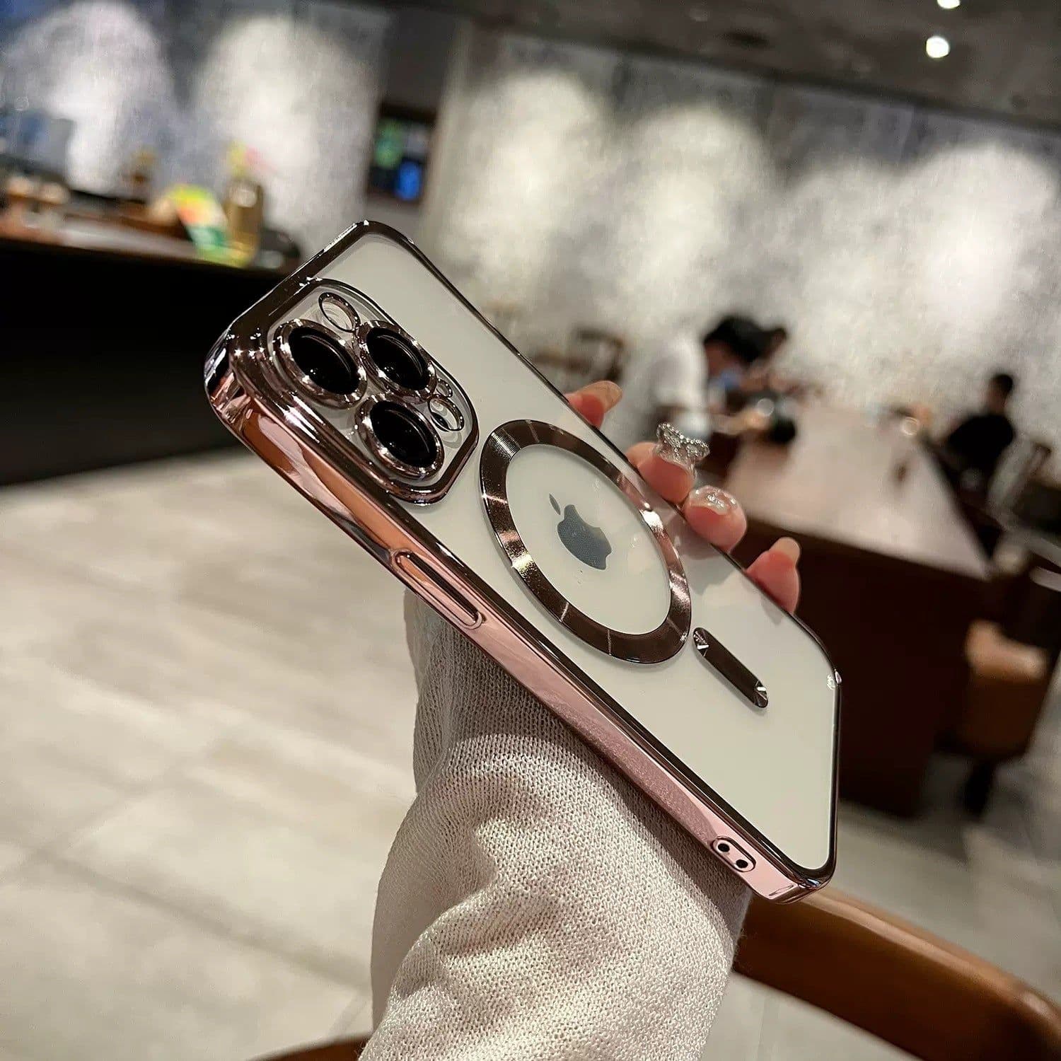 image-Apple iPhone 14 Pro Max Transparent Magnetic Case