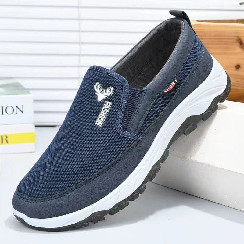 image-Spring Traditional Beijing Cloth Shoes