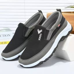 image-Spring Traditional Beijing Cloth Shoes