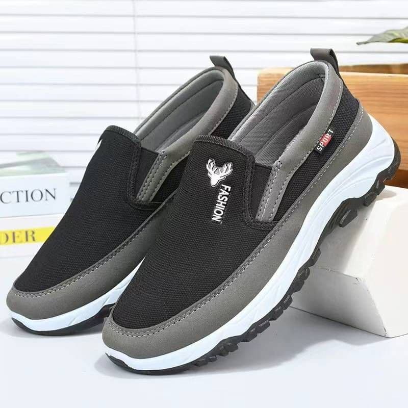 image-Spring Traditional Beijing Cloth Shoes