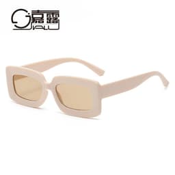 image-Square Frame Sunglasses UV400 Gray Lens