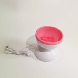 image-Automatic Makeup Brush Cleaner Rechargeable