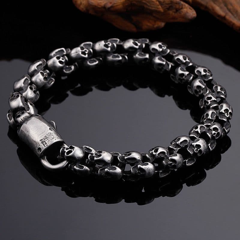image-Fashion Retro Titanium Steel Skull Bracelet