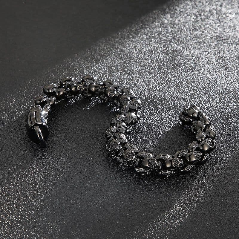 image-Fashion Retro Titanium Steel Skull Bracelet