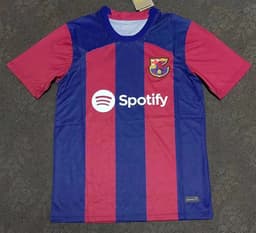 image-Bayern Munich Home Red White Striped Football Jersey XXL