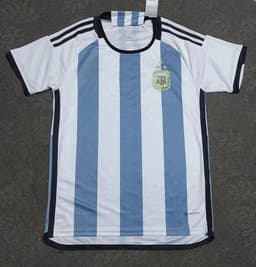 image-Bayern Munich Home Red White Striped Football Jersey XXL