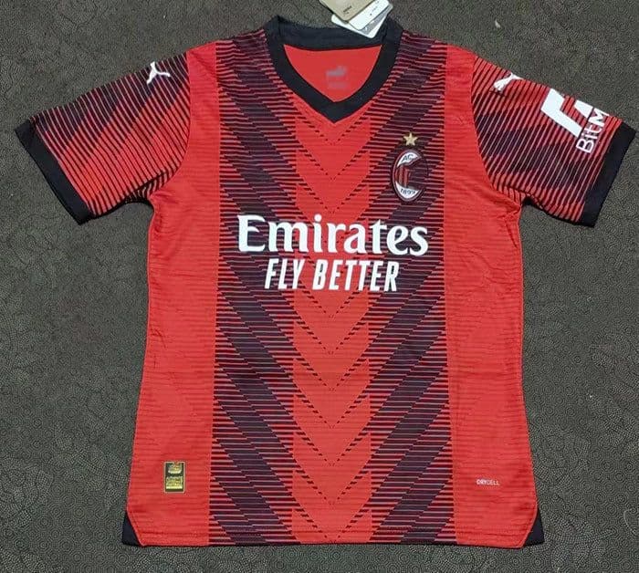 image-Bayern Munich Home Red White Striped Football Jersey XXL