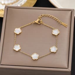 image-Shu Qiao Titanium Steel Flower Bracelet Women