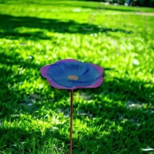 image-Ground Metal Flower With Sheep Hook Bird Feeder