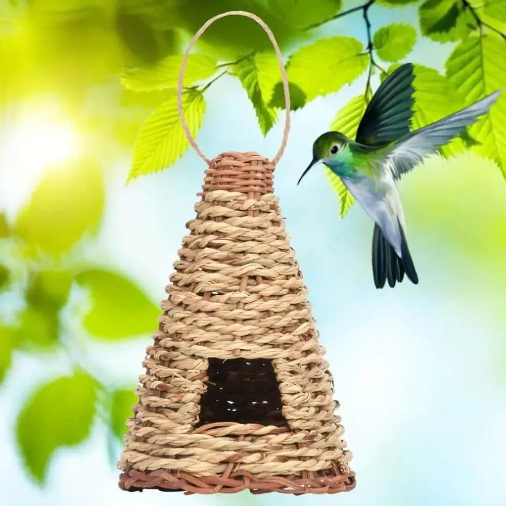 image-Creative Flat Bottomed Grass Woven Bird's Nest Horticultural Decoration