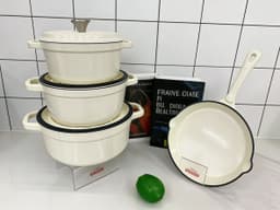 image-UAKEEN 7-Piece Enamel Cast Iron Cookware Set with Lids