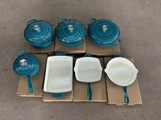 image-YANZHIYUAN 11-Piece Enamel Cast Iron Cookware Set