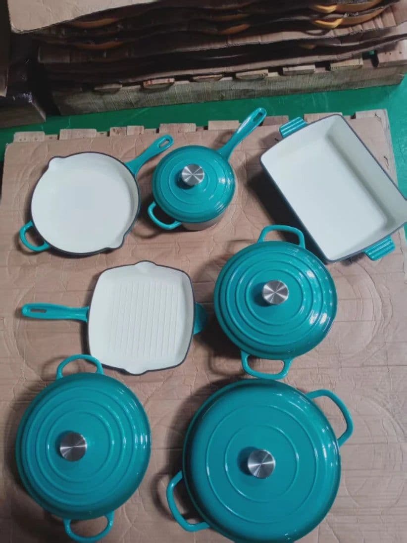 image-YANZHIYUAN 11-Piece Enamel Cast Iron Cookware Set