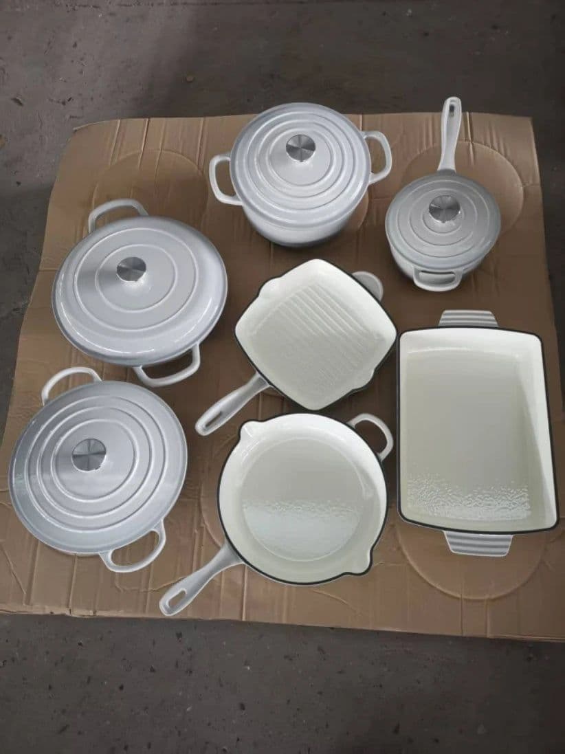 image-YANZHIYUAN 11-Piece Enamel Cast Iron Cookware Set
