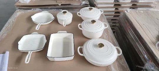 image-YANZHIYUAN 11-Piece Enamel Cast Iron Cookware Set