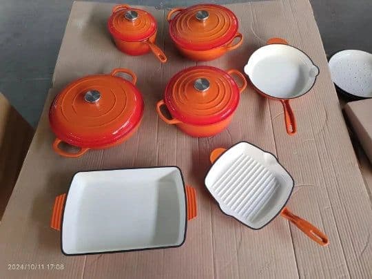 image-YANZHIYUAN 11-Piece Enamel Cast Iron Cookware Set