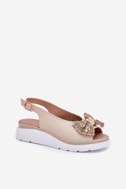 image-Buskin Step in style