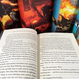 image-Famous English Stories 8 Books Set Reading Library Kids Toys English Educational Gifts English Books English Novels
