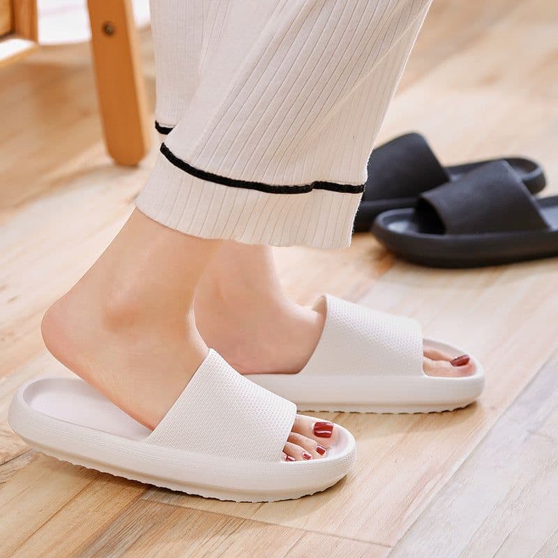 image-New products wholesale spot foot feces slippers female summer indoor home bathroom bath couple thick-soled sandals male