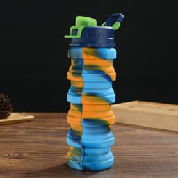 image-Creative Silicone Folding Water Cup Outdoor Sports Portable Water Bottle Cycling Sports Large Capacity Portable Water Bottle Gift