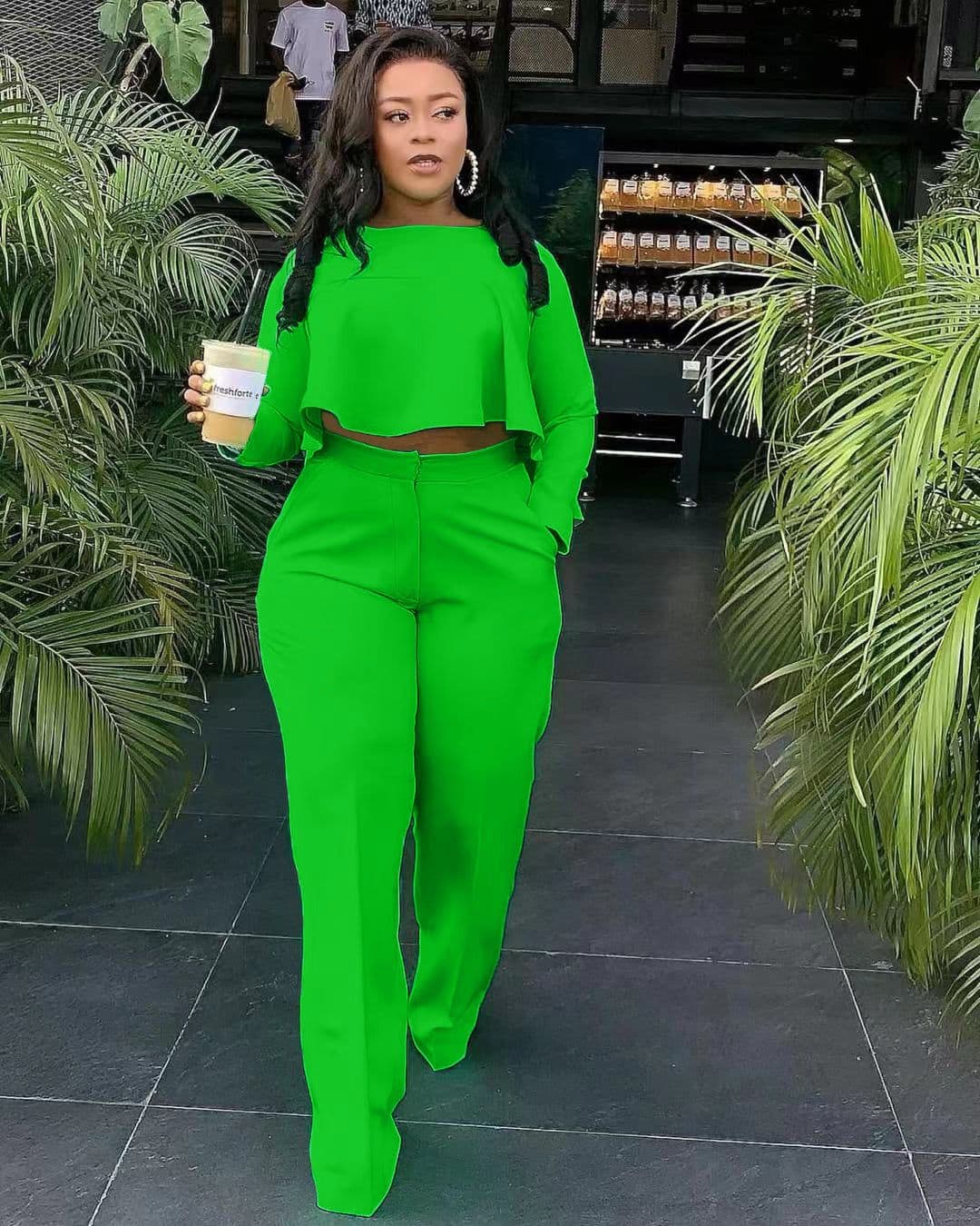 image-D8454 Autumn/winter new style, short front and long back, fashion back pleated solid color wide legs. Standing two-piece set in stock