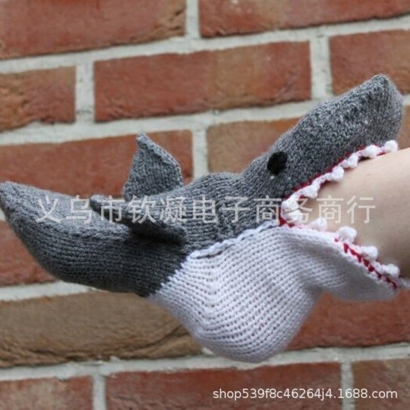 image-New cross-border knitted crocodile socks Shark crocodile chameleon cartoon socks Cute animal wool knitted socks