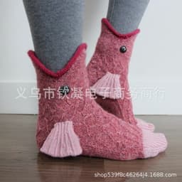 image-New cross-border knitted crocodile socks Shark crocodile chameleon cartoon socks Cute animal wool knitted socks