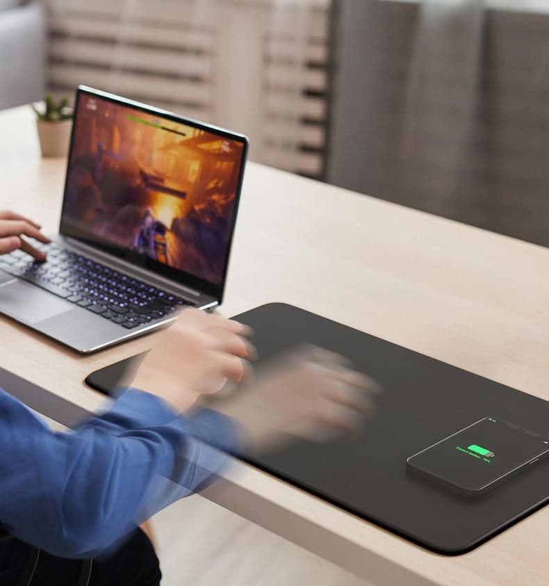 image-MC3 wireless charging heating mouse pad mobile phone charger 15W