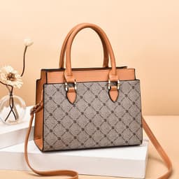 image-Handbag female bag 2021 new middle-aged lady bag fashionable atmosphere large-capacity messenger mother bag delivery