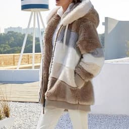 image-Cross-border Amazon hot models Europe and the United States 2021 autumn and winter warm plush patchwork zipper pocket hooded loose jacket women