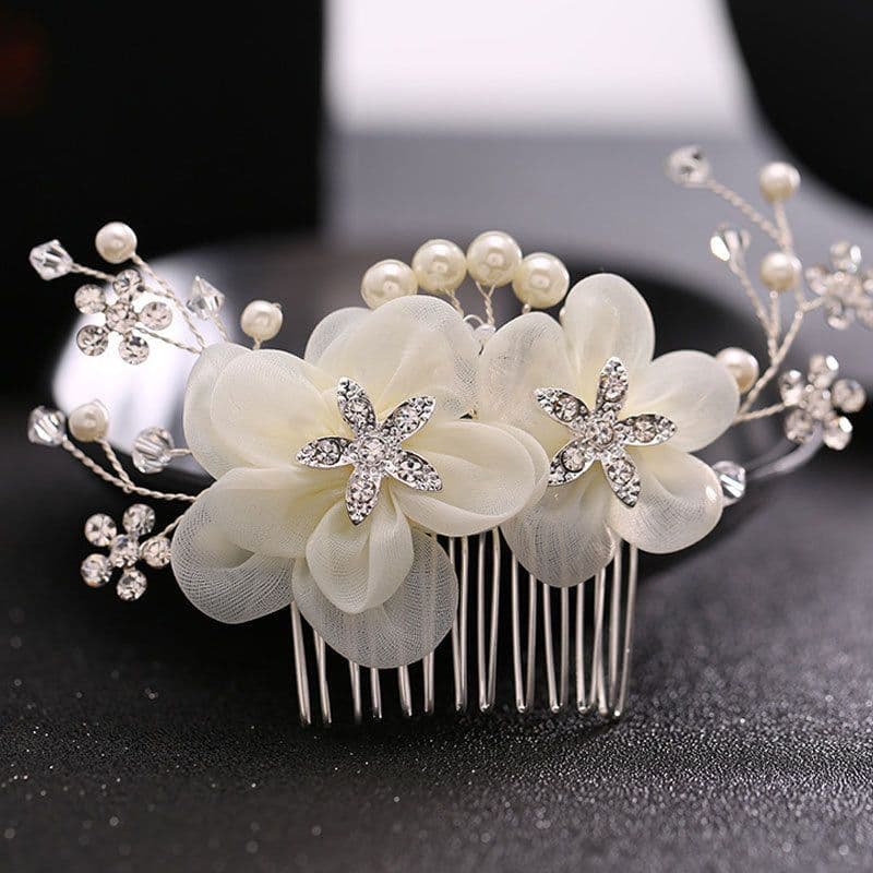 image-Korean version of crystal metal pearl hair comb rhinestone silk flower comb headdress European style noble and elegant bridal hair accessories