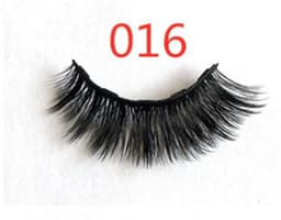 image-A Pair Of False Eyelashes With Magnets In Fashion