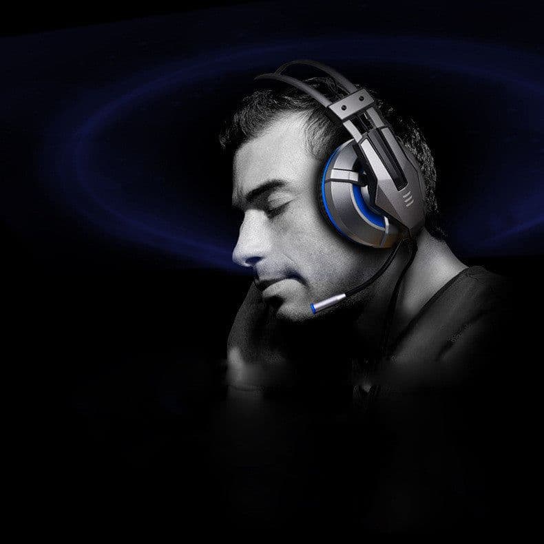 image-Head-mounted illuminated gaming headset