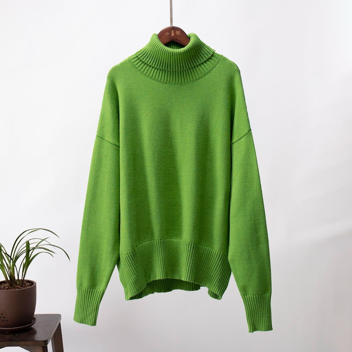 image-Women's Fashionable All-match Solid Color Turtleneck Sweater