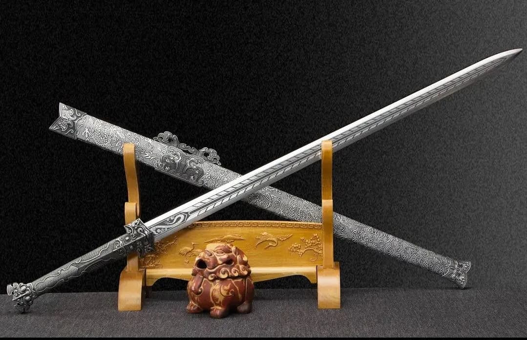 image-Beast Beak Integral Sword High Manganese Steel Self-Defense Cold Weapon Collection-Grade Unsharpened