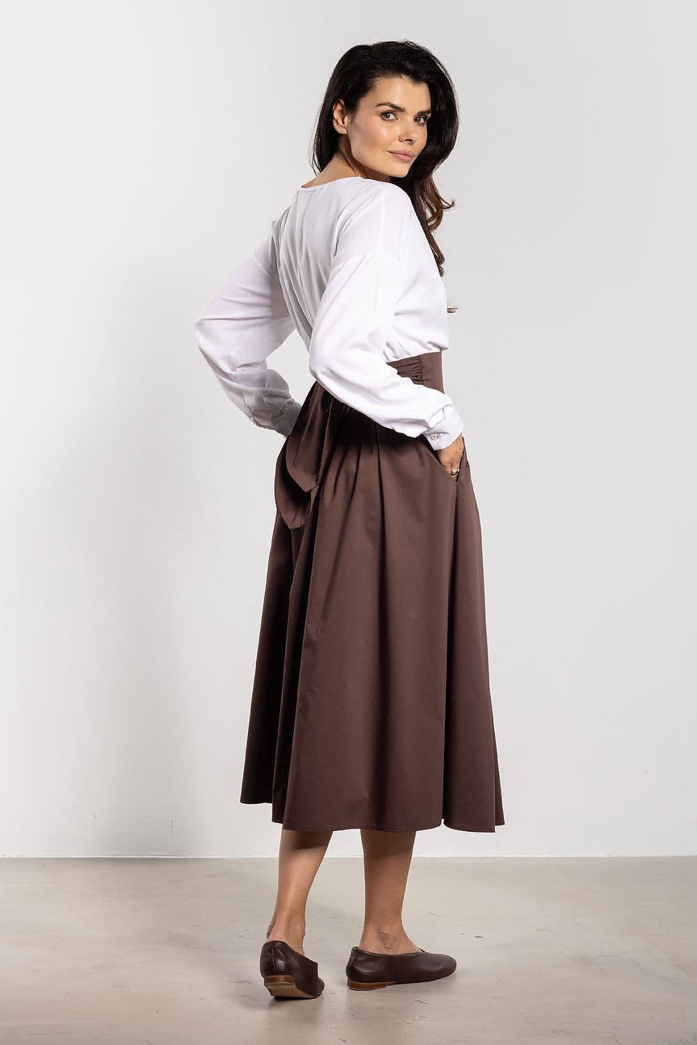 image-Skirt awama
