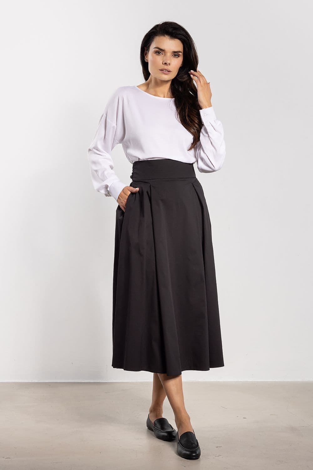 image-Skirt awama